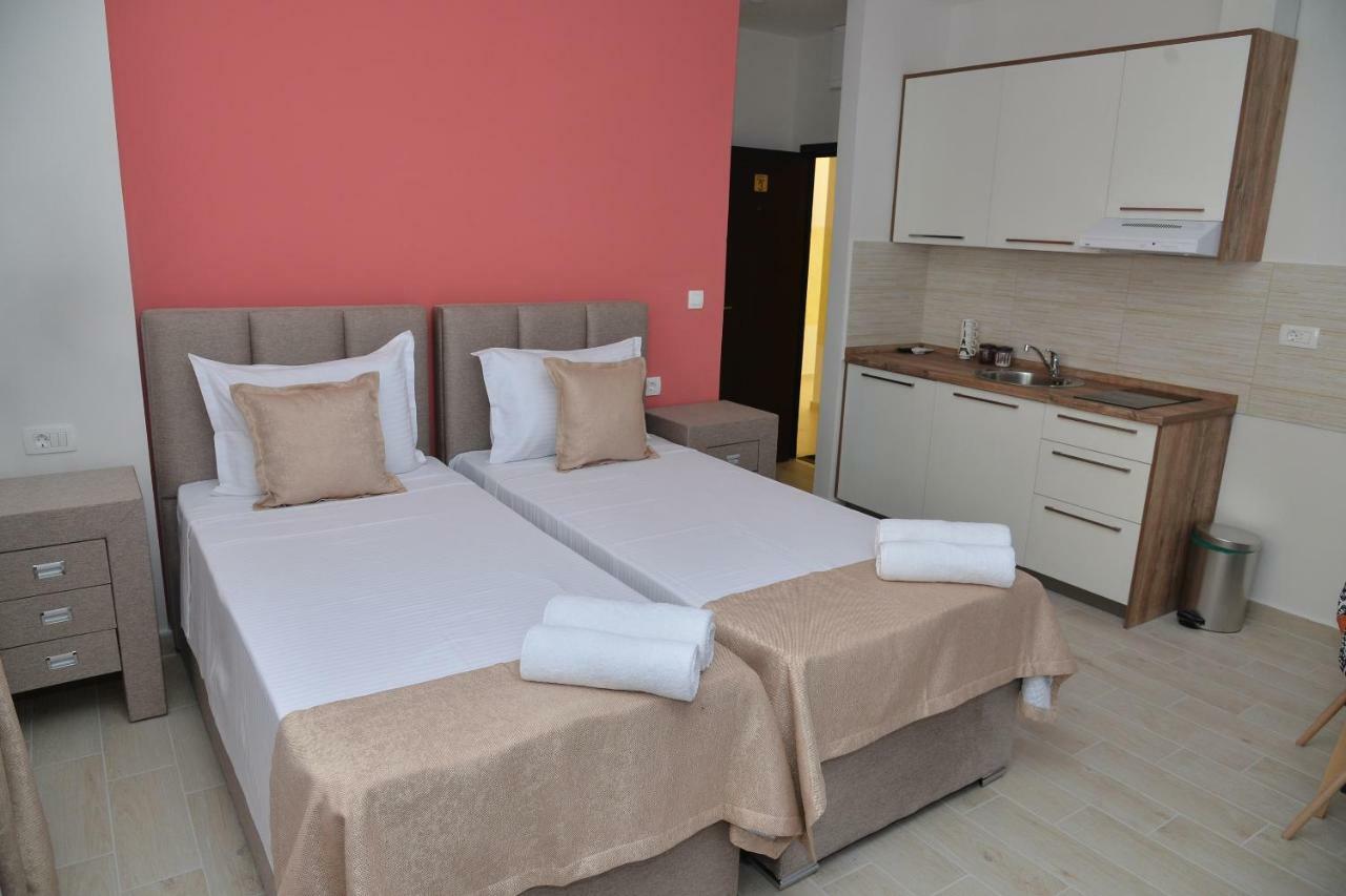 Helada Apartments Tivat Exterior foto