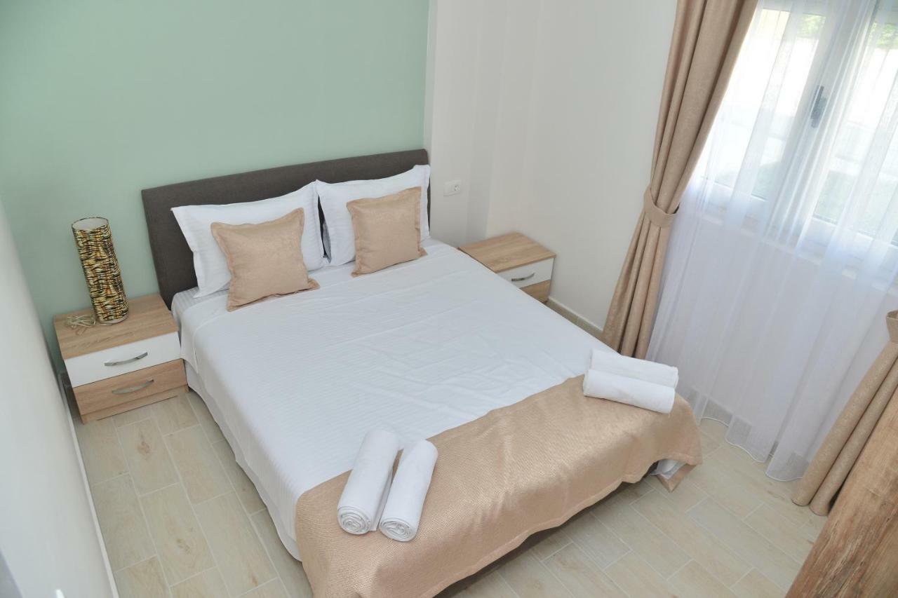 Helada Apartments Tivat Exterior foto