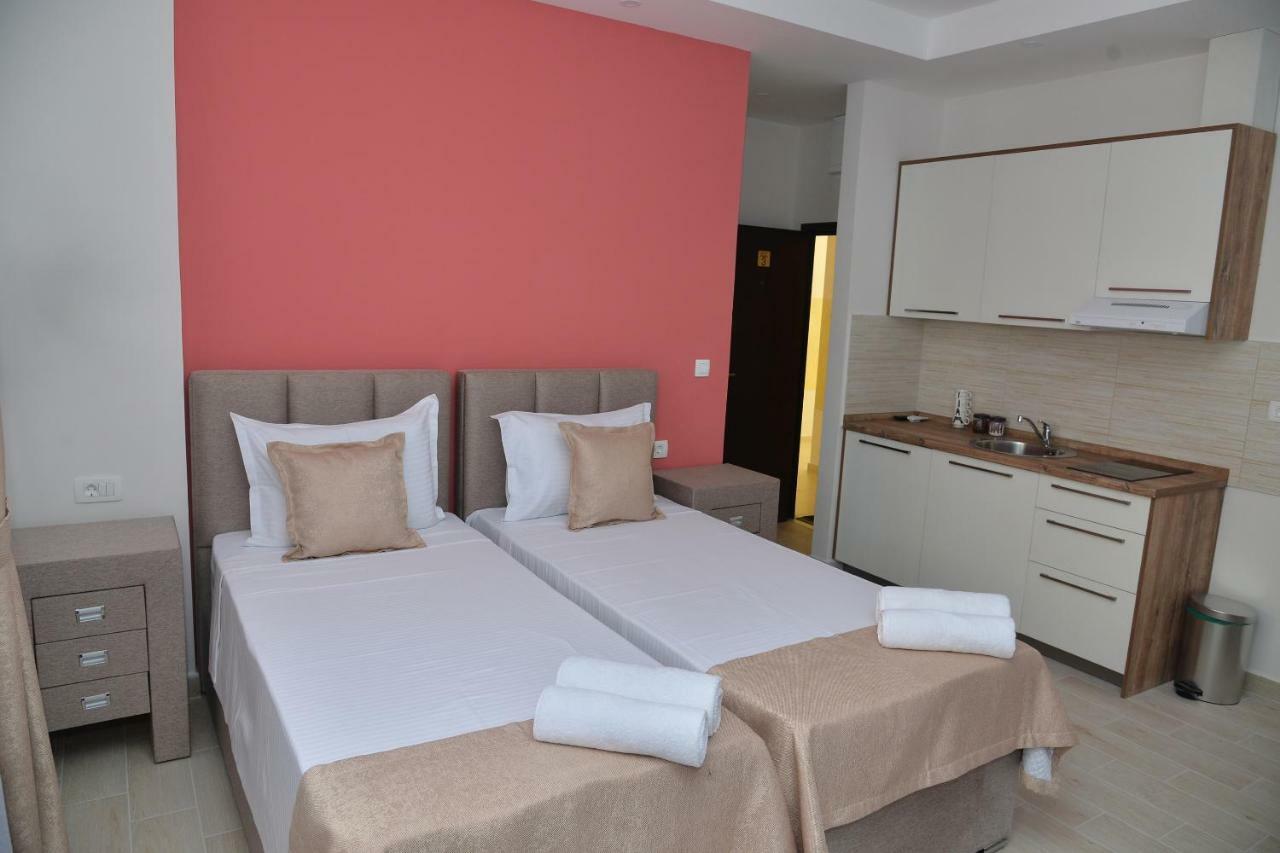Helada Apartments Tivat Exterior foto