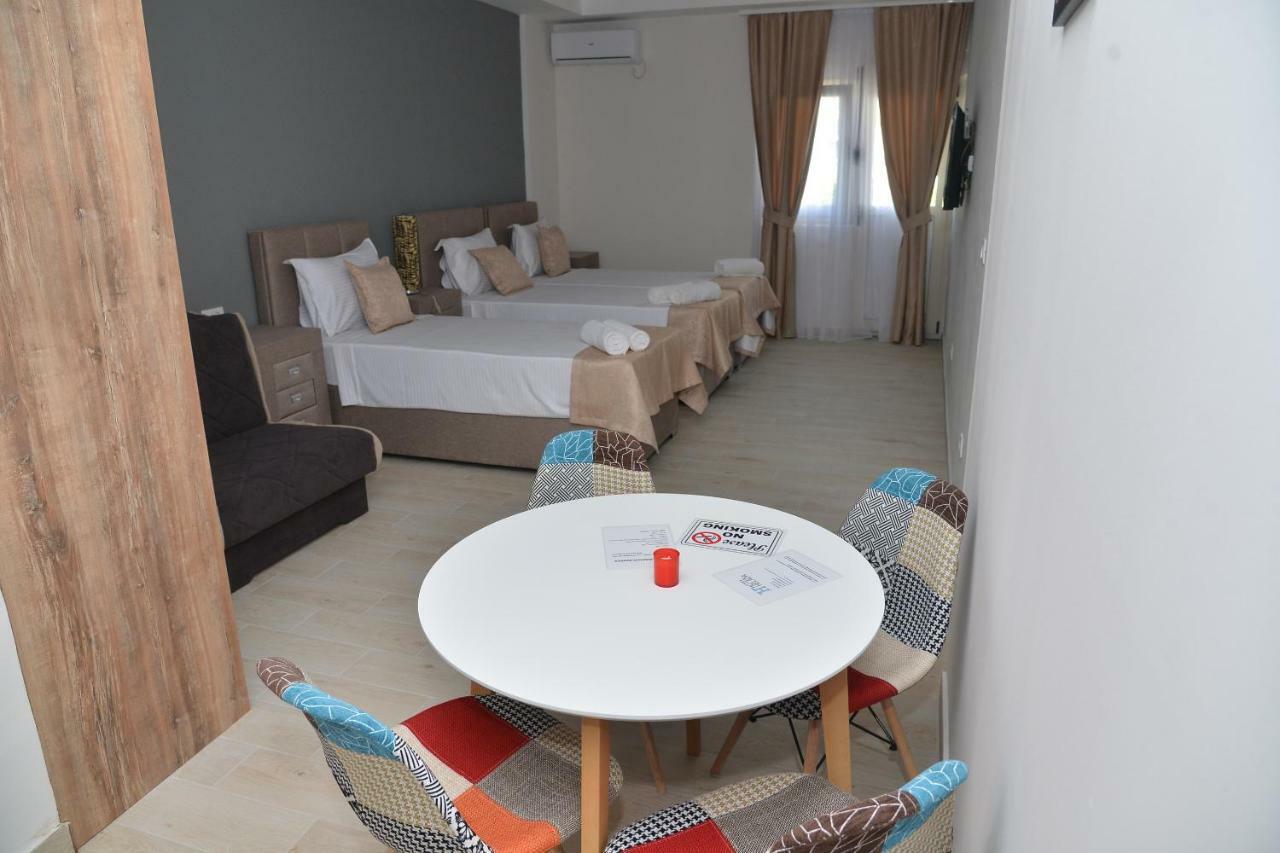 Helada Apartments Tivat Exterior foto